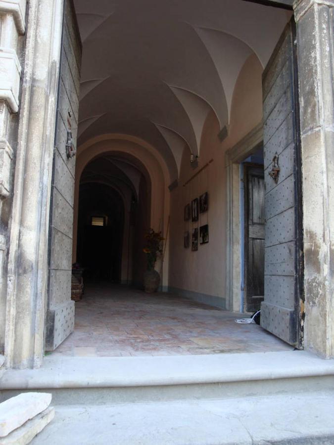 A Palazzo Bed & Breakfast Pergola Exterior photo